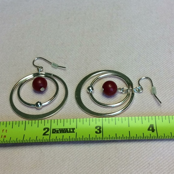 FINAL SALE PRICE Silver & Red Statement Necklace + 2 Earrings - Picture 7 of 9